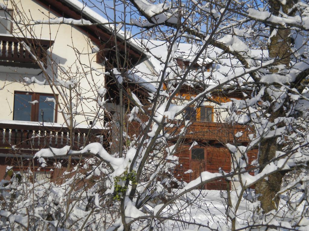 Naturpark Bauernhof Sperl Mariahof ภายนอก รูปภาพ